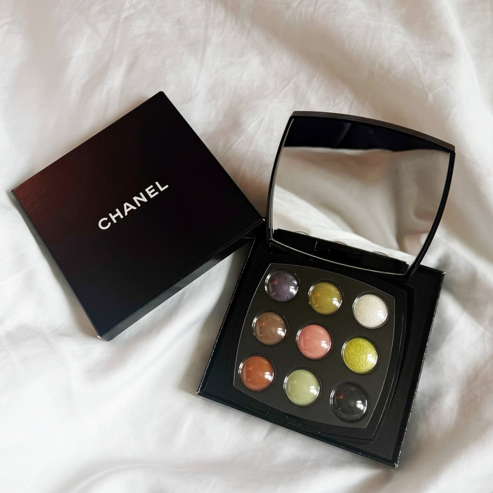Chanel Les 9’ Ombres Eyeshdow Pallette NEW! 848 - THE NEW SINGULAR
